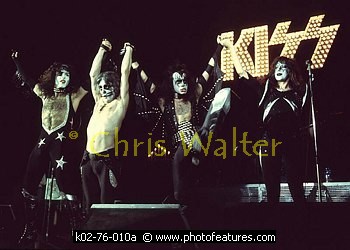 Photo of Kiss by Chris Walter , reference; k02-76-010a,www.photofeatures.com