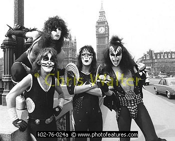 Photo of Kiss by Chris Walter , reference; k02-76-024a,www.photofeatures.com